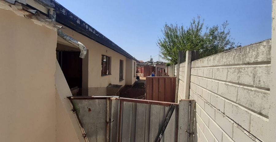 4 Bedroom Property for Sale in Botshabelo Free State